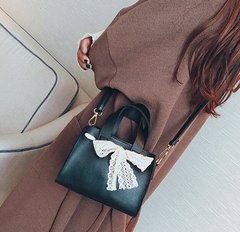 Романтичные мини сумочки с вязанным бантиком