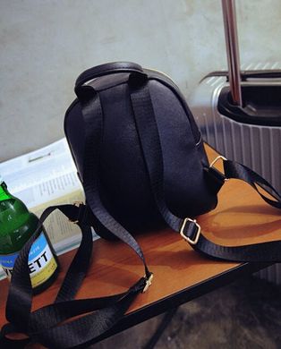 Женский рюкзак с заклепками для стильных девушек
