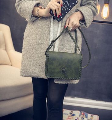 Женская сумка почтальон в стиле ретро