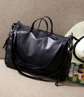 Женская сумка бочонок городского типа