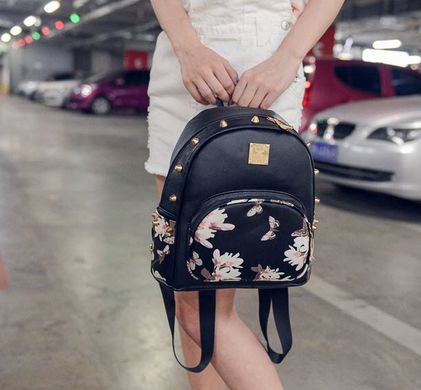Городской рюкзак для стильных девушек с принтом