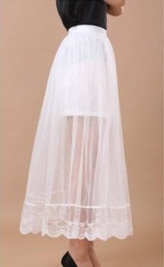 Стильная легкая юбка с фатином и кружевами