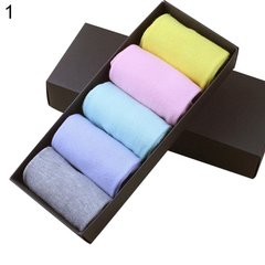 Набор женских носков в коробке подарочный